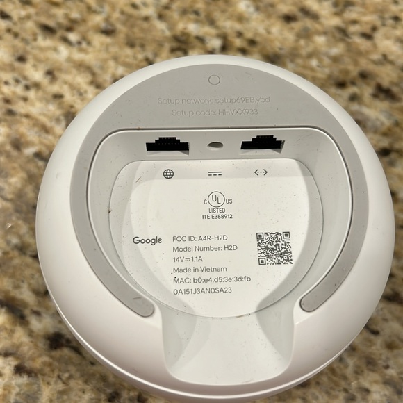 Google Nest Mesh WiFi Router and Point - Picture 4 of 8